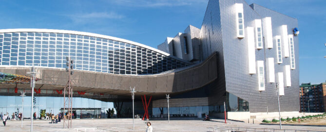 Palacio_de_Ferias_y_Congresos_de_Málaga