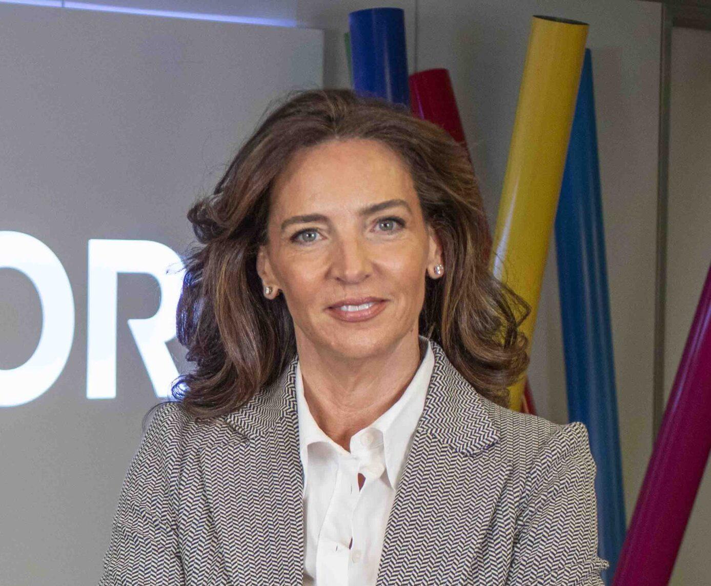 Sol Mena Revista Ejecutivos Sol Mena Revista Ejecutivos