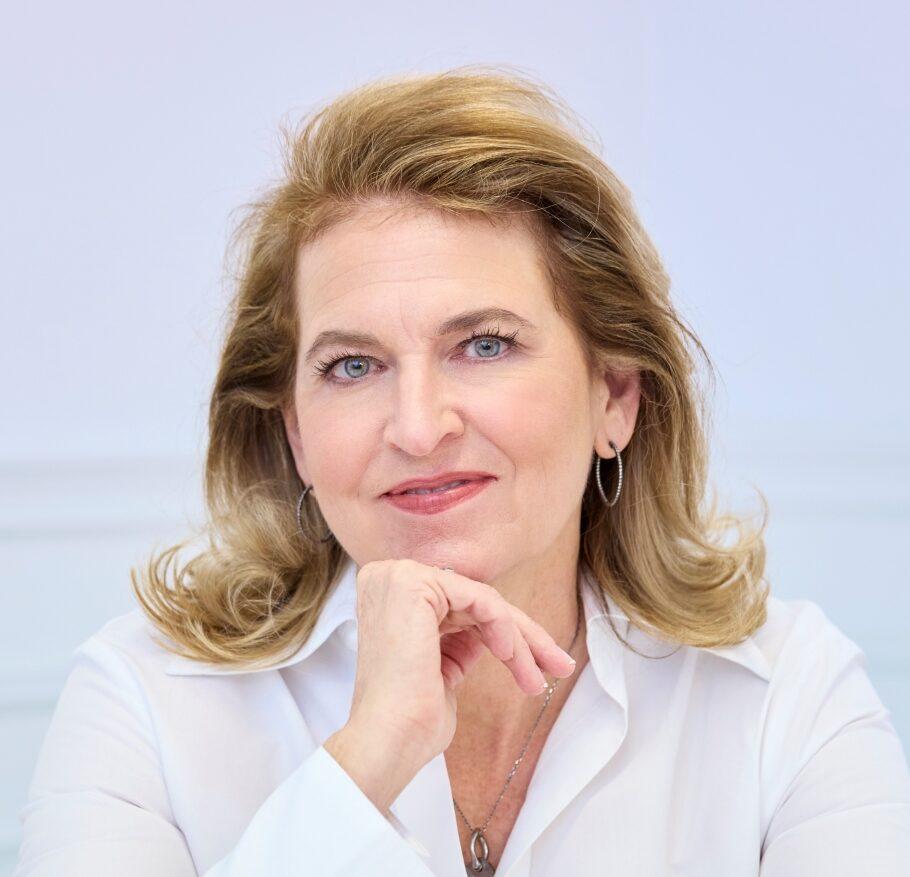 ODILO inicia una nueva etapa con el nombramiento de Sarah Harmon como Directora General (1)
