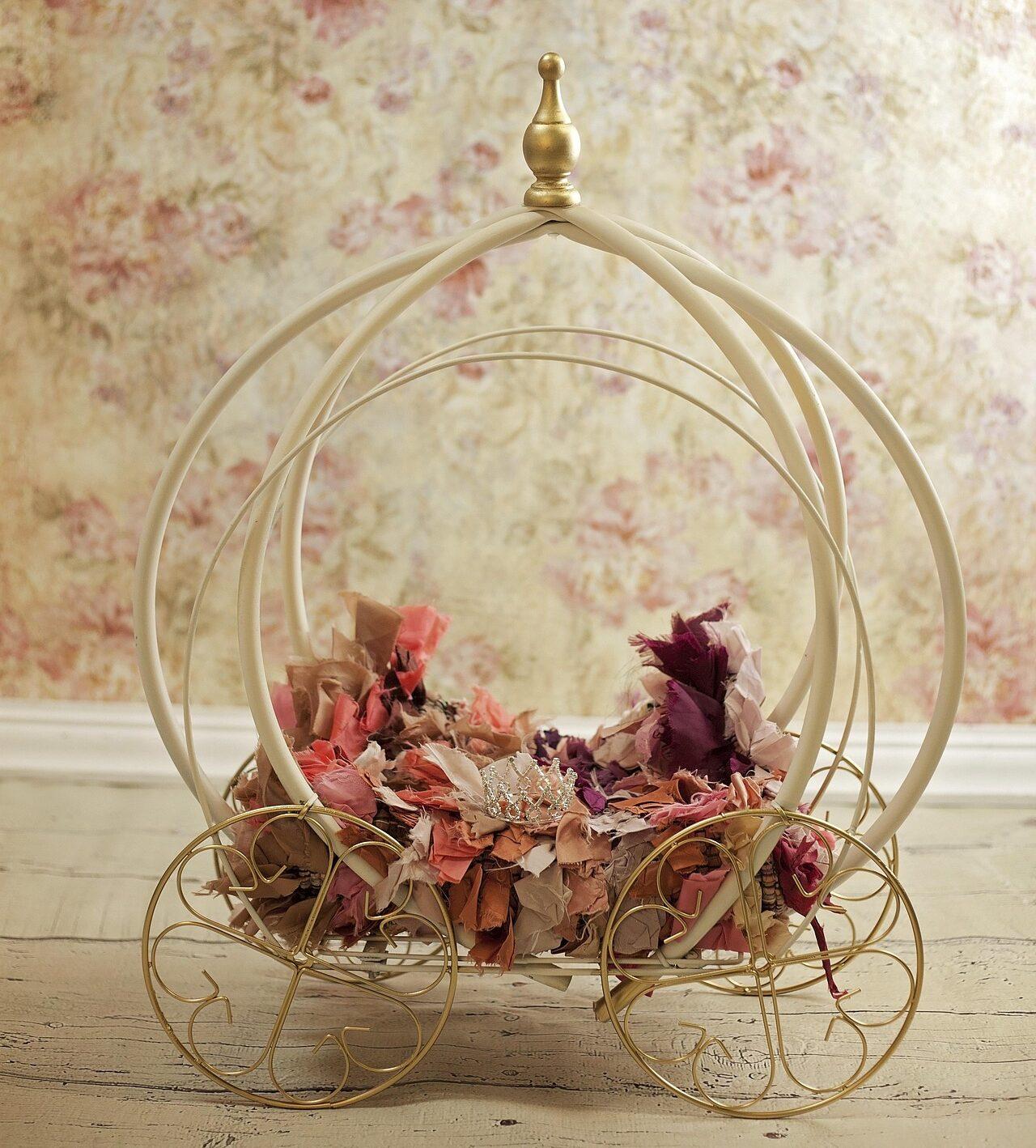 jessicachristian-carriage-1489822_1920